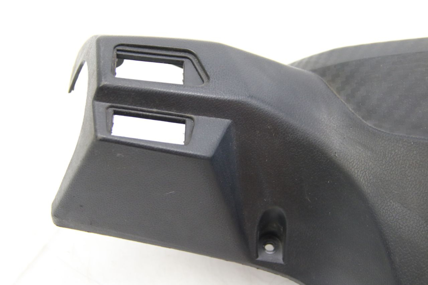 photo de REAR HANDLEBAR COVER RED ELECTRIC RED E PRO 1 (2017 - 2019)
