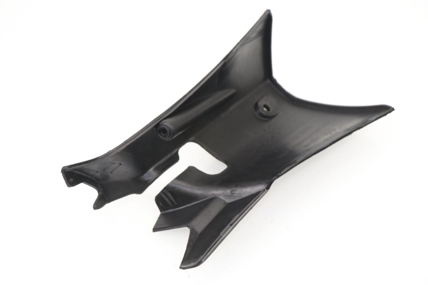 photo de REAR HANDLEBAR COVER DAELIM S2 FI 125 (2008 - 2017)