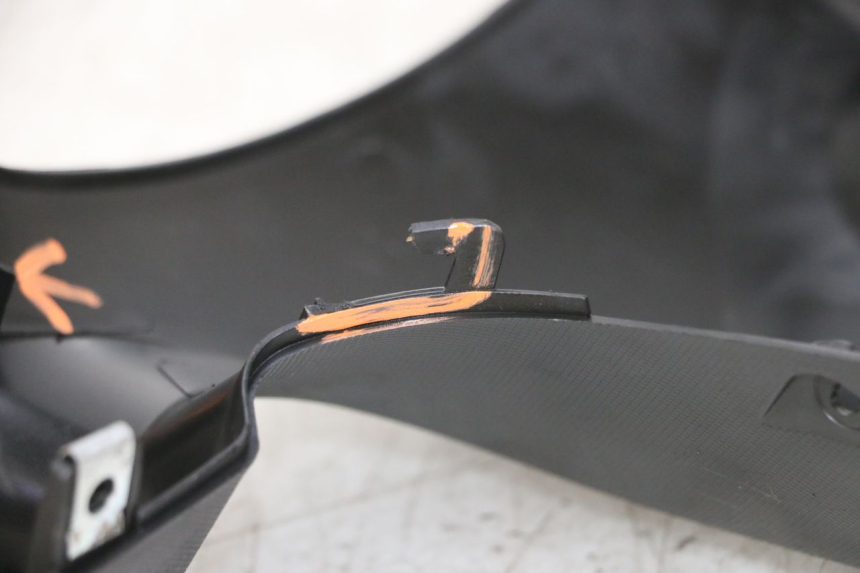 photo de REAR HANDLEBAR COVER JM MOTORS SANTANA 50 (2014 - 2023) - Technical close-up