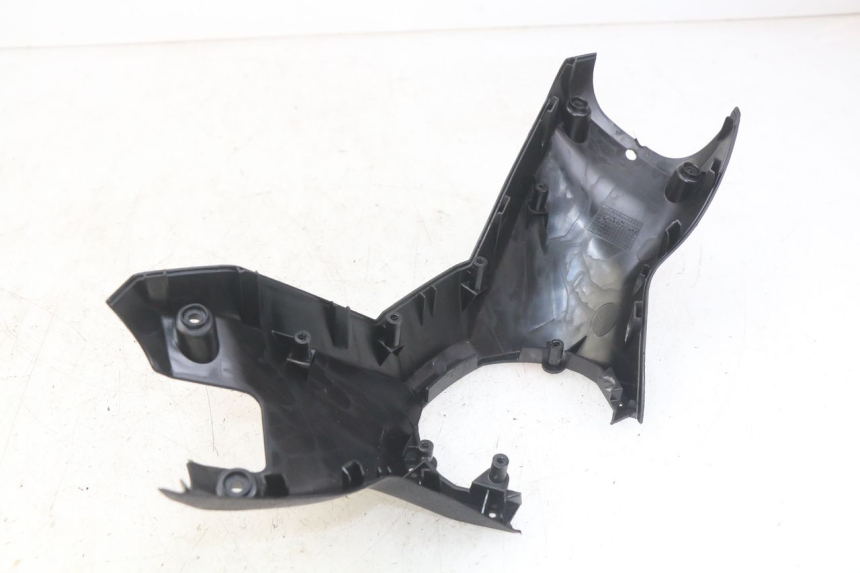 photo de REAR HANDLEBAR COVER MBK SKYCRUISER 125 (2010 - 2013)
