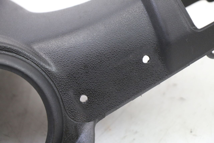 photo de HANDLE BAR REAR PANEL APRILIA SR 2T 50 (2018 - 2022)
