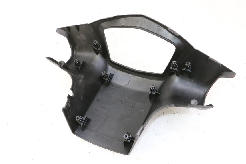 photo de HANDLE BAR REAR PANEL PEUGEOT STREETZONE I 2T 50 (2018 - 2020)