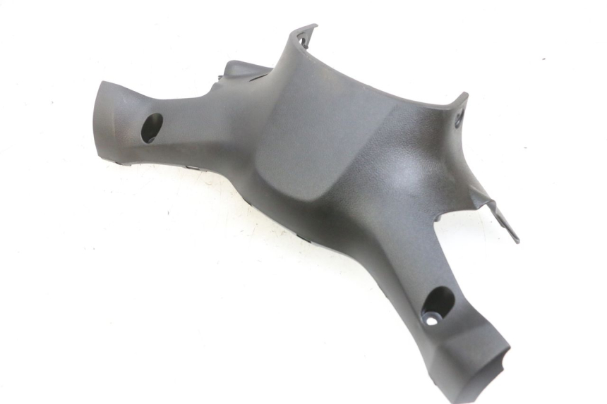 photo de HANDLE BAR REAR PANEL YAMAHA TRICITY 300 (2020 - 2024) - Main view