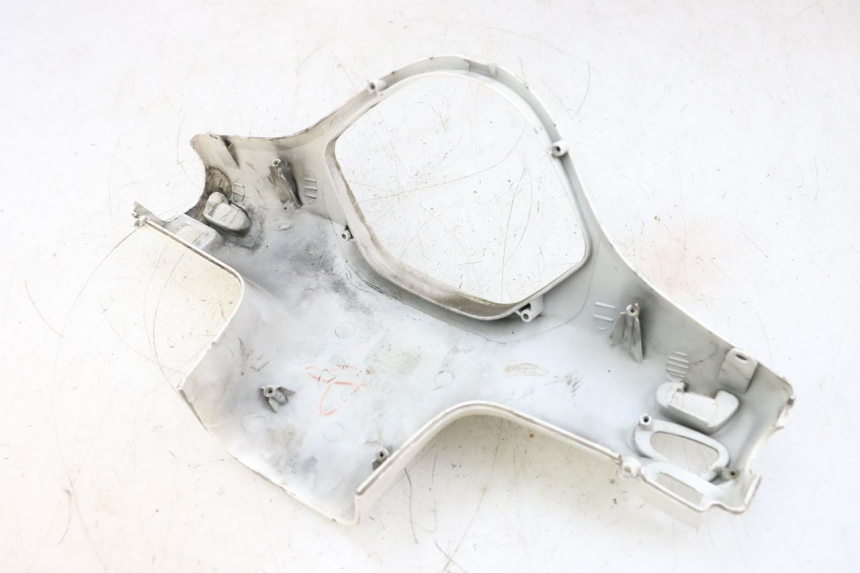 photo de HANDLE BAR REAR PANEL PIAGGIO VESPA GTS SUPER IE 125 (2009 - 2016) - Fixing points details