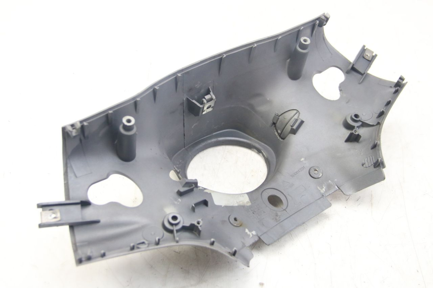 photo de REAR HANDLEBAR COVER PIAGGIO VESPA SPRINT 2T 50 (2014 - 2018)
