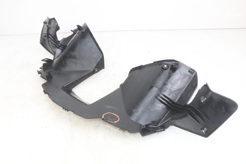 photo de REAR HANDLEBAR COVER YAMAHA X-MAX XMAX 250 (2006 - 2009)