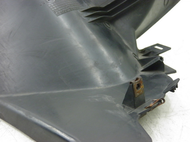 photo de REAR HANDLEBAR COVER YAMAHA XMAX X-MAX 125 (2006 - 2009)