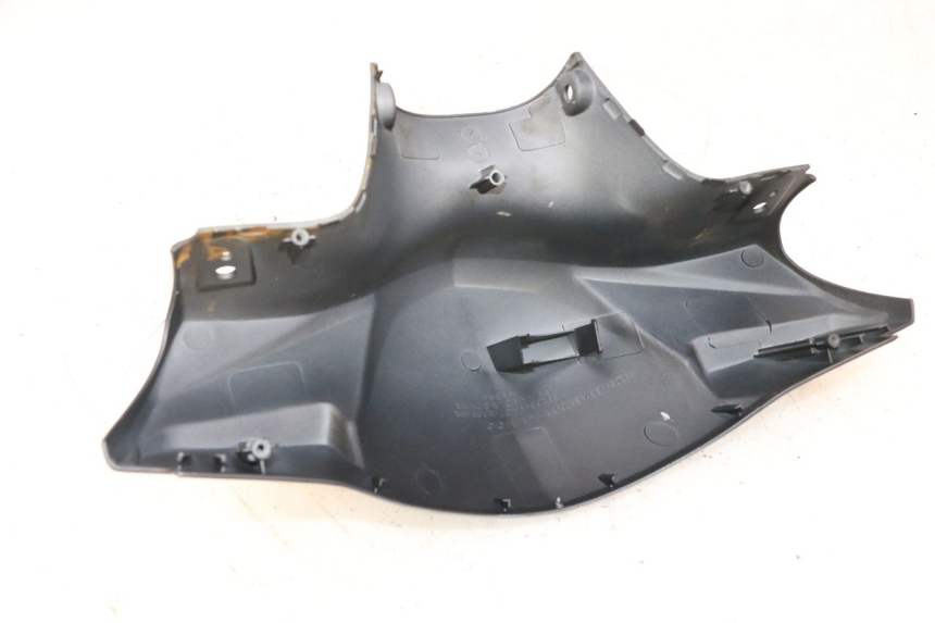 photo de HANDLEBAR COVER FRONT KYMCO AGILITY 4T 50 (2018 - 2022) - Alternative perspective