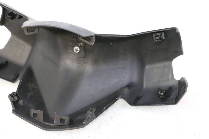 photo de HANDLEBAR COVER FRONT PEUGEOT CITYSTAR 50 (2013 - 2017)