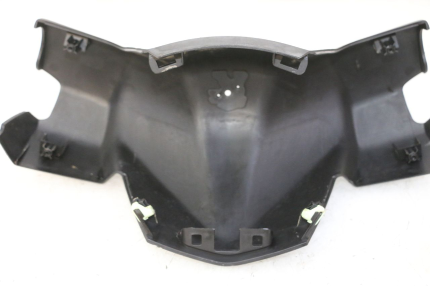 photo de HANDLEBAR COVER FRONT PEUGEOT CITYSTAR 50 (2013 - 2017)