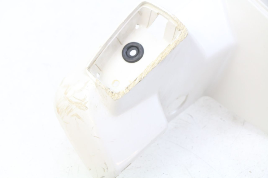 photo de HANDLEBAR COVER FRONT SUZUKI CP 80 (1985 - 1996)