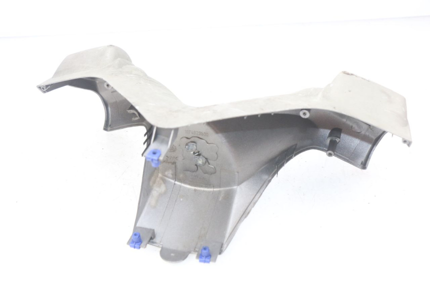 photo de HANDLEBAR COVER FRONT PEUGEOT ELYSTAR 50 (2002 - 2014)