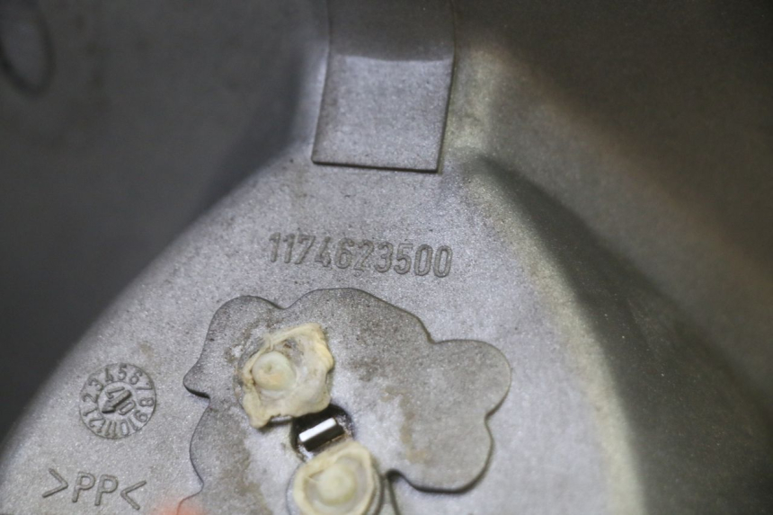 photo de HANDLEBAR COVER FRONT PEUGEOT ELYSTAR 50 (2002 - 2014)