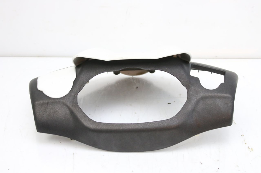 photo de HANDLEBAR COVER FRONT KEEWAY RY6 2T 50 (2011 - 2019)