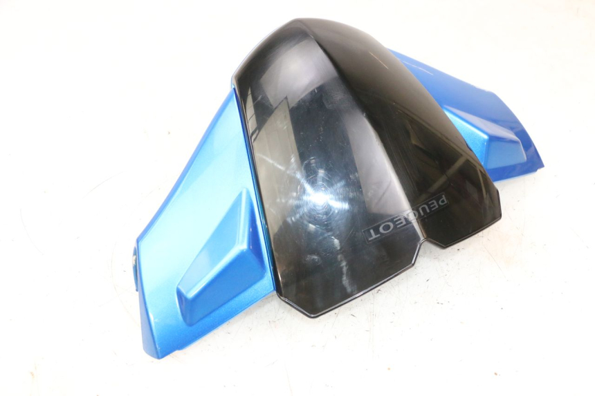 photo de HANDLEBAR COVER FRONT PEUGEOT KISBEE 4T 50 (2010 - 2017) - Markings and original references