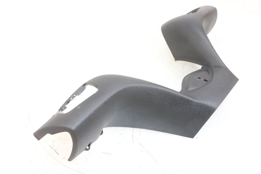 photo de HANDLE BAR FRONT PANEL PIAGGIO MP3 RL 250 (2007 - 2010) - Surface and material condition