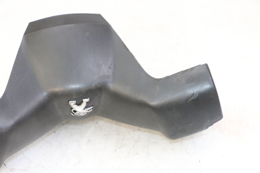 photo de HANDLE BAR FRONT PANEL PEUGEOT CITYSTAR 2T 50 (2018 - 2021)