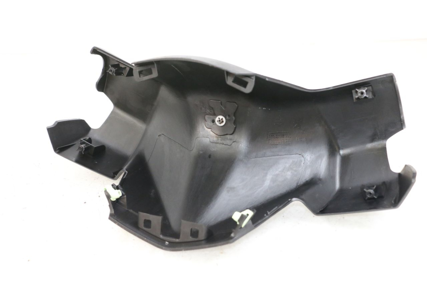 photo de HANDLEBAR COVER FRONT PEUGEOT CITYSTAR 50 (2013 - 2017)