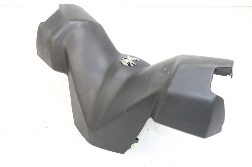 photo de HANDLEBAR COVER FRONT PEUGEOT CITYSTAR 50 (2013 - 2017)