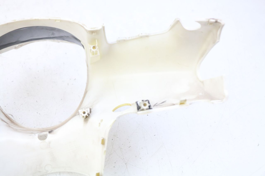 photo de HANDLEBAR COVER FRONT PEUGEOT DJANGO 2T 50 (2014 - 2019)