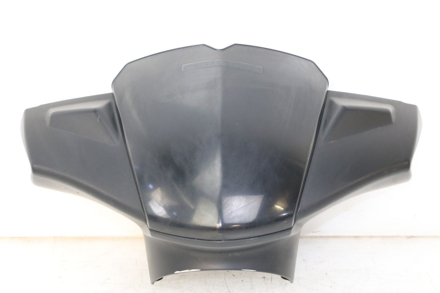 photo de HANDLEBAR COVER FRONT PEUGEOT KISBEE 4T 50 (2018 - 2022)