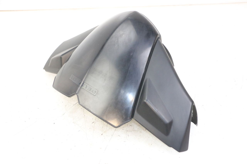 photo de HANDLEBAR COVER FRONT PEUGEOT KISBEE 4T 50 (2018 - 2022)