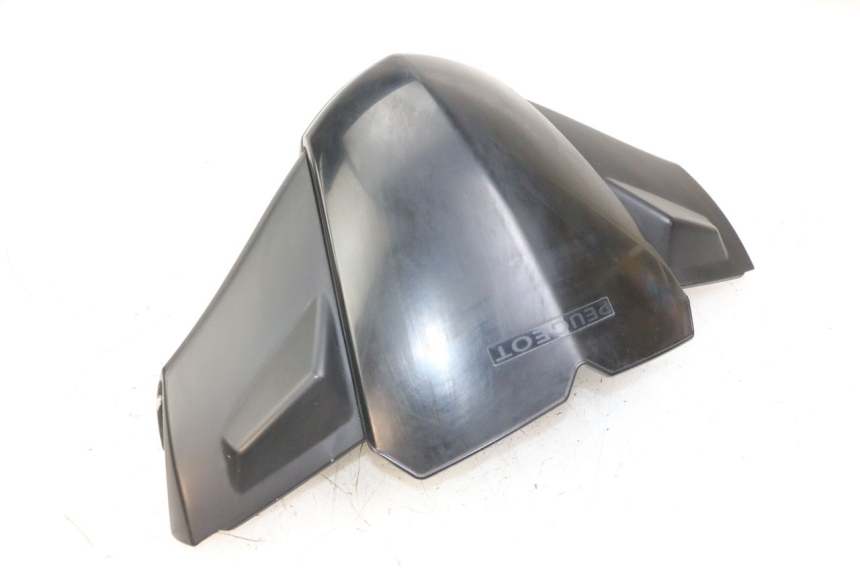 photo de HANDLEBAR COVER FRONT PEUGEOT KISBEE 4T 50 (2018 - 2022)