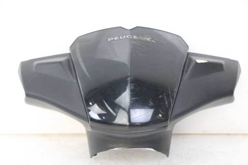 photo de HANDLEBAR COVER FRONT PEUGEOT KISBEE 4T 50 (2018 - 2022)