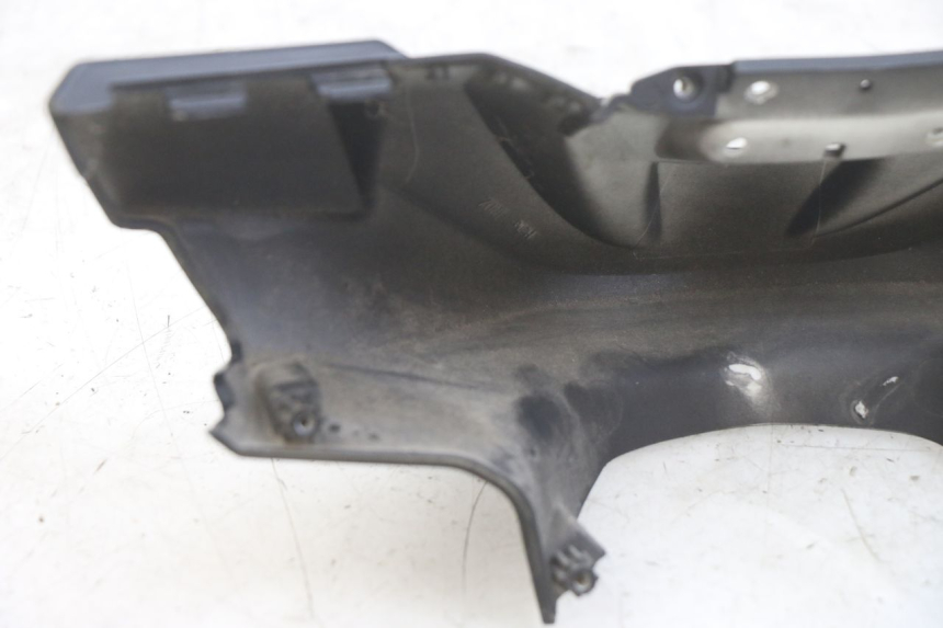 photo de HANDLEBAR COVER FRONT PEUGEOT SPEEDFIGHT 4 4T 50 (2015 - 2019)