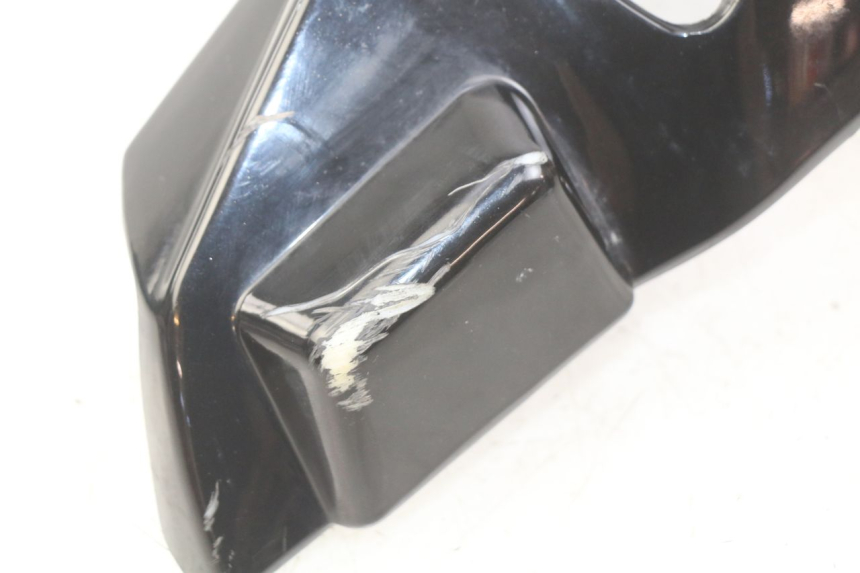 photo de HANDLEBAR COVER FRONT PEUGEOT V-CLIC VCLIC 50 (2007 - 2013)