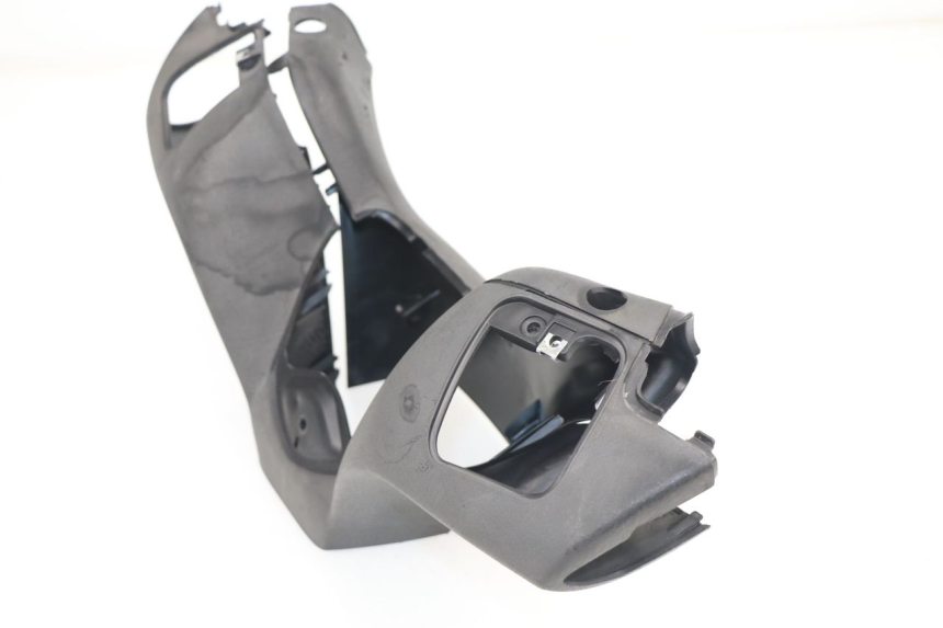 photo de HANDLEBAR COVER FRONT PIAGGIO MP3 LT 400 (2007 - 2012)