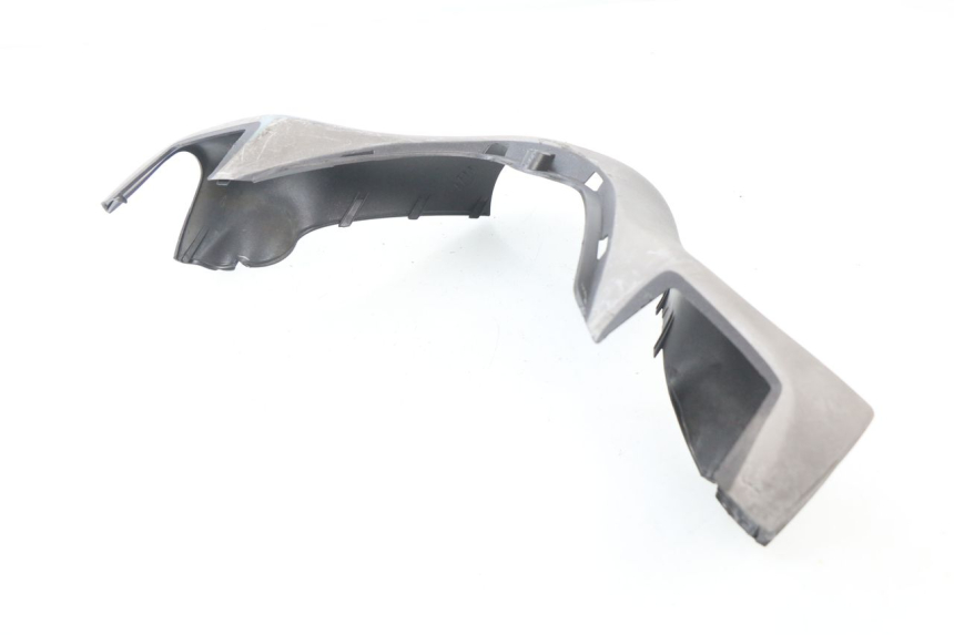 photo de HANDLEBAR COVER FRONT PIAGGIO X8 125 (2004 - 2007)