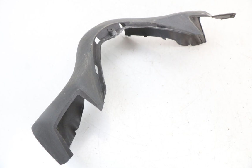 photo de HANDLEBAR COVER FRONT PIAGGIO X8 125 (2004 - 2007)