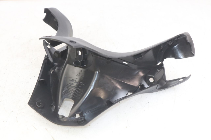 photo de HANDLEBAR COVER FRONT SYM GTS EFI 125 (2012 - 2016)