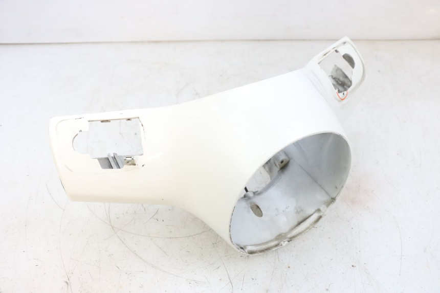 photo de HANDLE BAR FRONT PANEL PIAGGIO VESPA GTS SUPER IE 125 (2009 - 2016) - Distinctive features