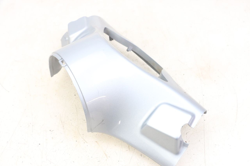 photo de HANDLEBAR COVER FRONT PIAGGIO VESPA PRIMAVERA 4T 50 (2021 - 2024)