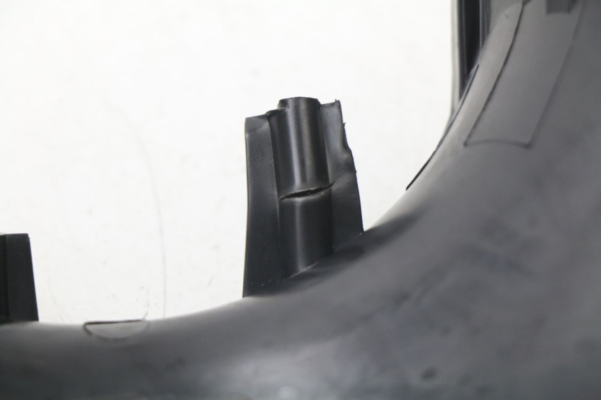 photo de HANDLEBAR COVER FRONT PIAGGIO ZIP 4T 50 (2018 - 2020)