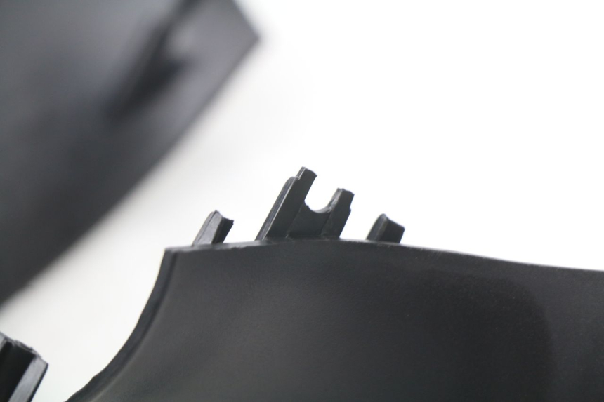 photo de HANDLEBAR COVER FRONT PIAGGIO ZIP 4T 50 (2018 - 2020)