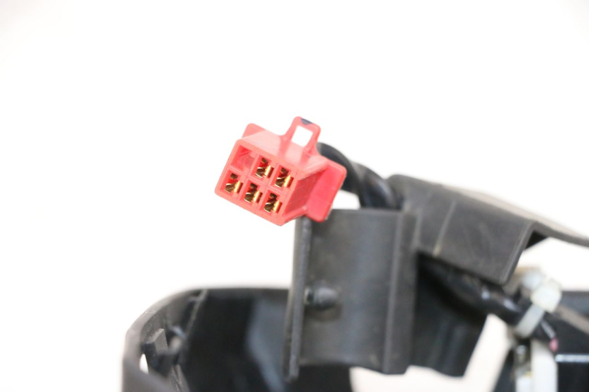 photo de HANDLE BAR PANEL SWITCH YAMAHA NEO'S CORE 1 (2022 - 2026) - Component detail