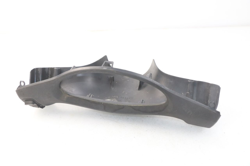 photo de HANDLEBAR SWITCH COVER PIAGGIO FLY 2T 50 (2004 - 2017)