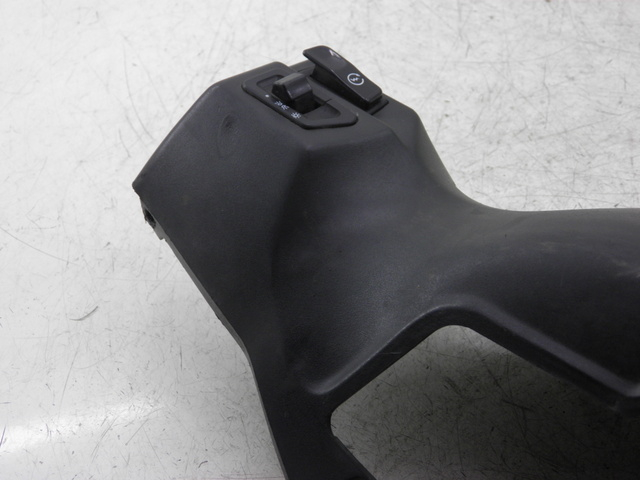 photo de HANDLE BAR PANEL SWITCH SYM ORBIT 2 4T 50 (2008 - 2017)