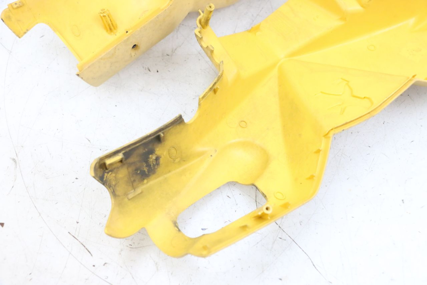 photo de HANDLEBAR COVER PEUGEOT LUDIX 50 (2008 - 2017) - Component zoom