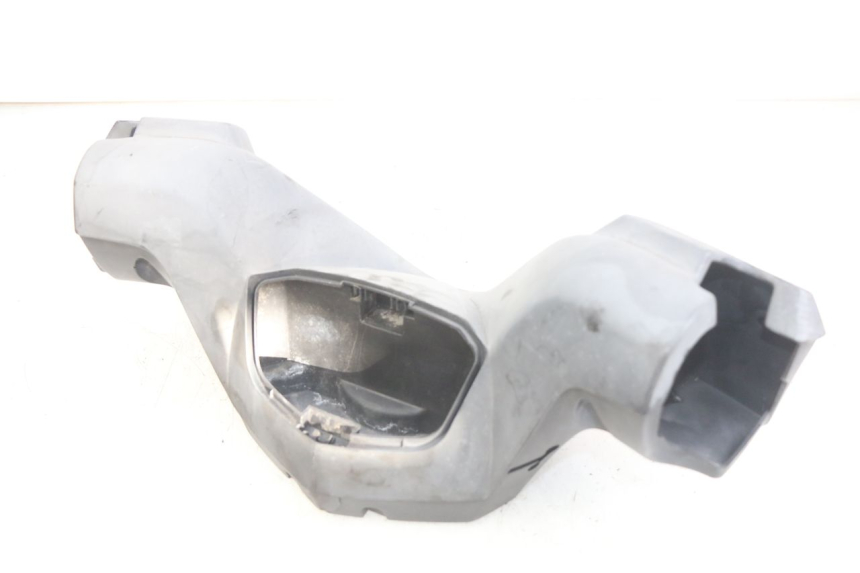 photo de HANDLEBAR COVER PEUGEOT SATELIS 125 (2006 - 2009)