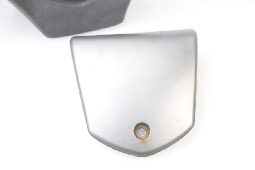 photo de HANDLE BAR PANEL PIAGGIO MP3 125 (2006 - 2014)