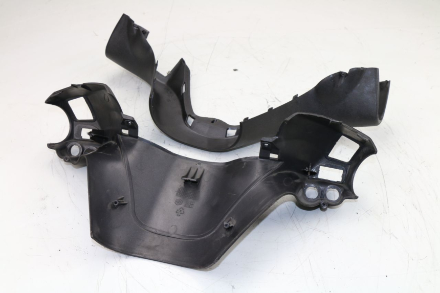 photo de HANDLEBAR COVER PIAGGIO X9 EVOLUTION 125 (2003 - 2007)