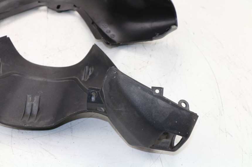 photo de HANDLEBAR COVER PIAGGIO X9 EVOLUTION 125 (2003 - 2007)