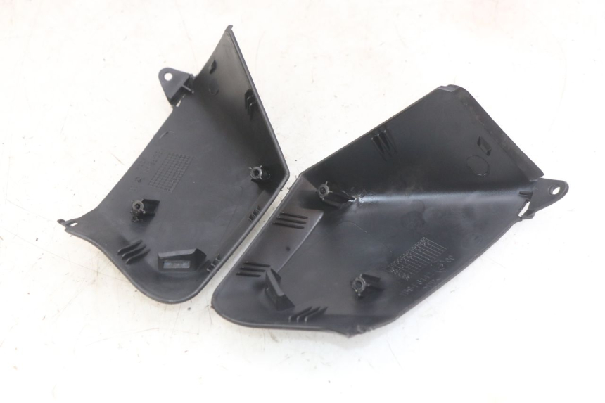 photo de HANDLEBAR COVER YAMAHA X-MAX XMAX 250 (2006 - 2009)