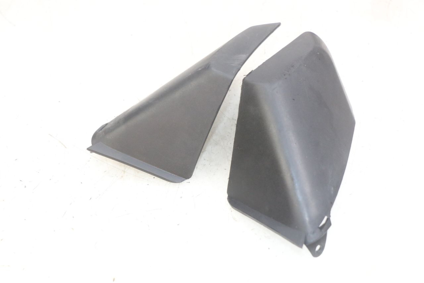 photo de HANDLEBAR COVER YAMAHA X-MAX XMAX 250 (2006 - 2009)