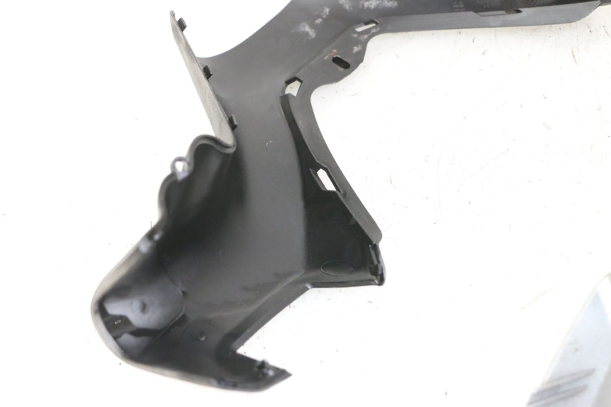 photo de HANDLEBAR COVER PIAGGIO XEVO - X EVO 125 (2007 - 2016) - Markings and original references