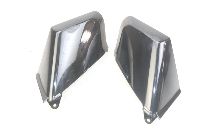 photo de HANDLEBAR COVER YAMAHA XMAX X-MAX 125 (2006 - 2009)